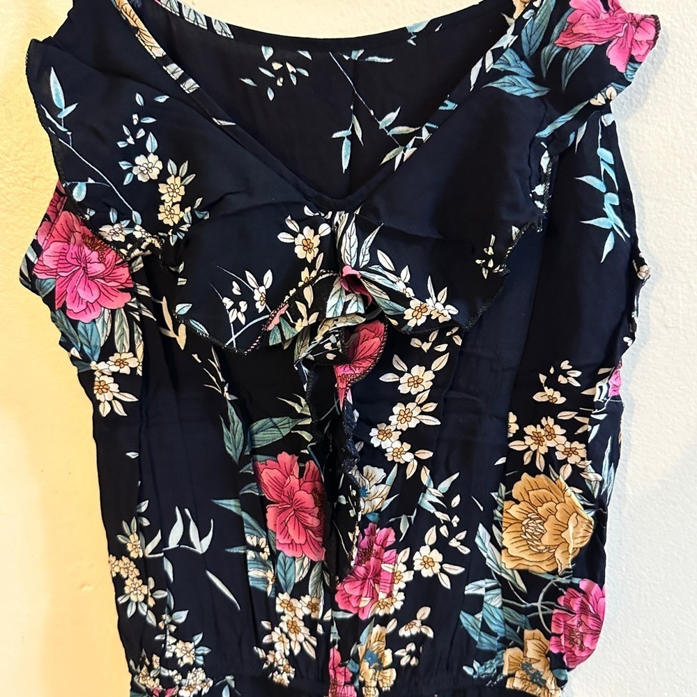 Floral romper L/XL - Picture 7 of 8